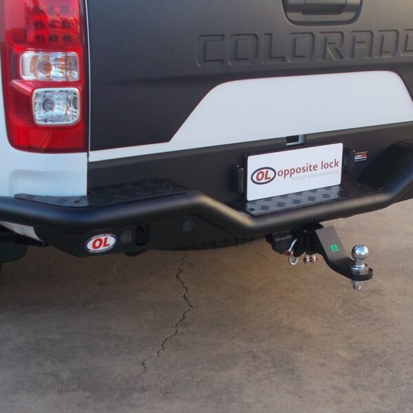 opposite lock cardiff-rear-step-towbar-onwards installation