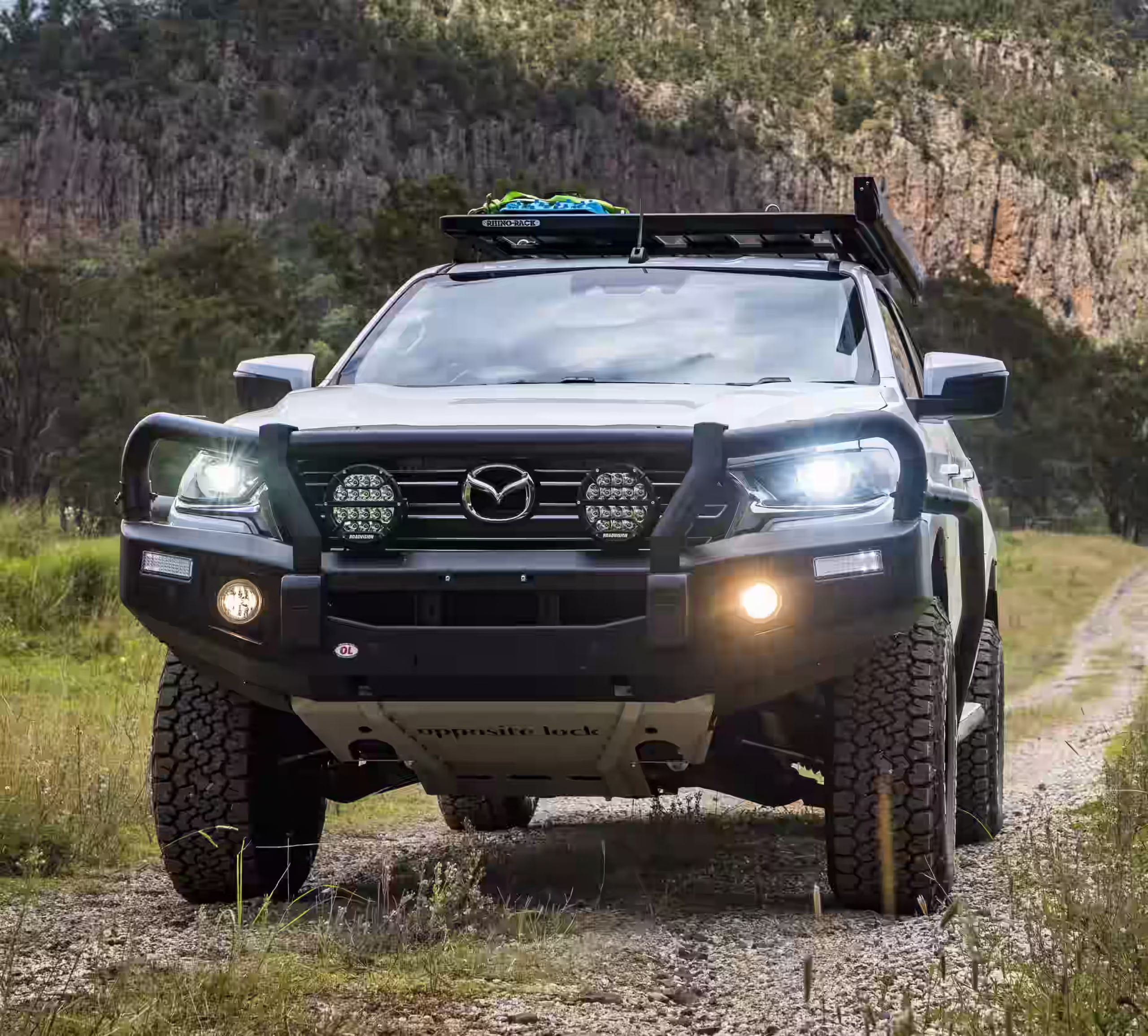 Mazda BT-50 MY21 Post Type Premium Bull Bar Opposite Lock