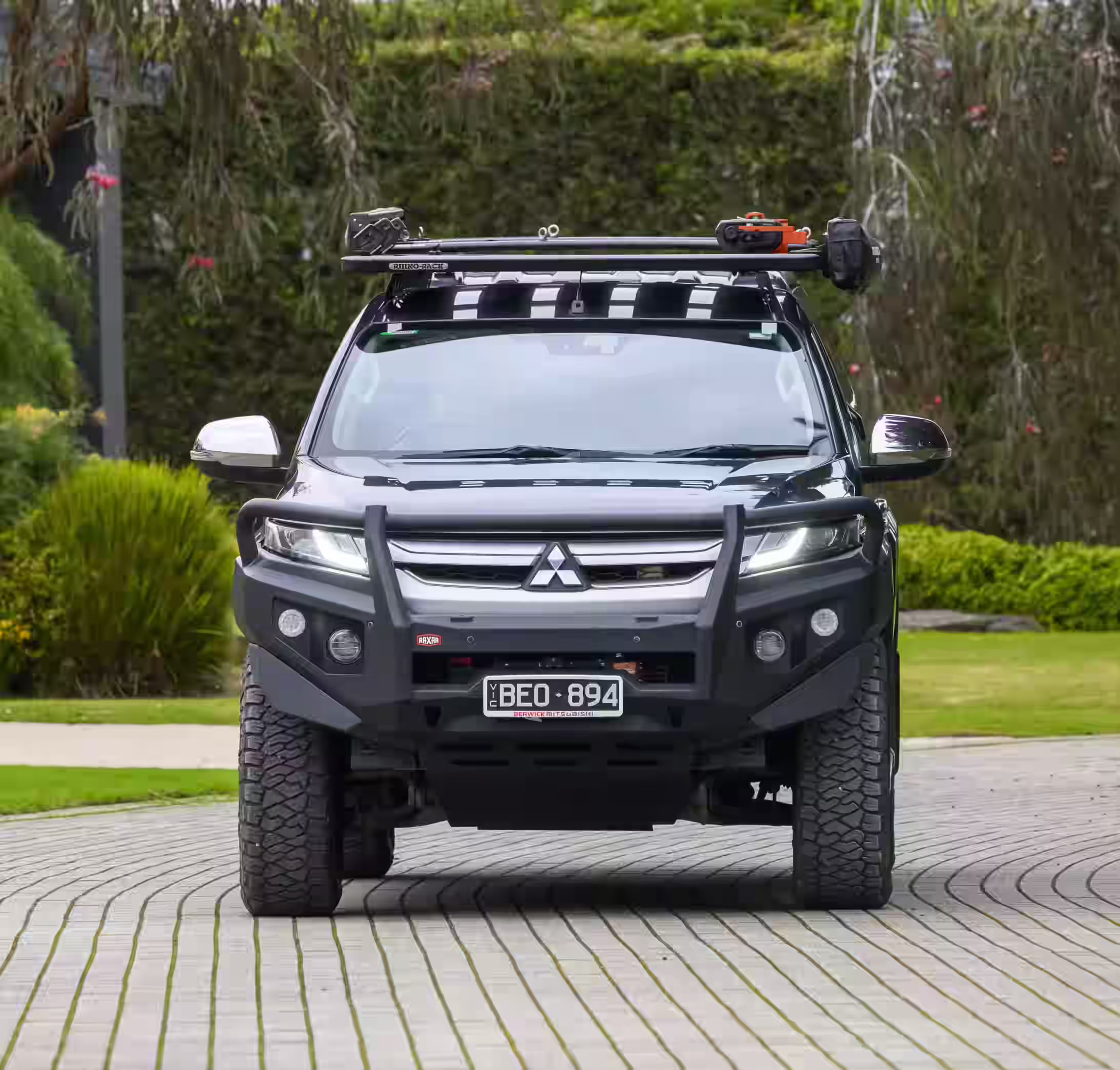 Mitsubishi Triton MR RAXAR Looped Bull Bar