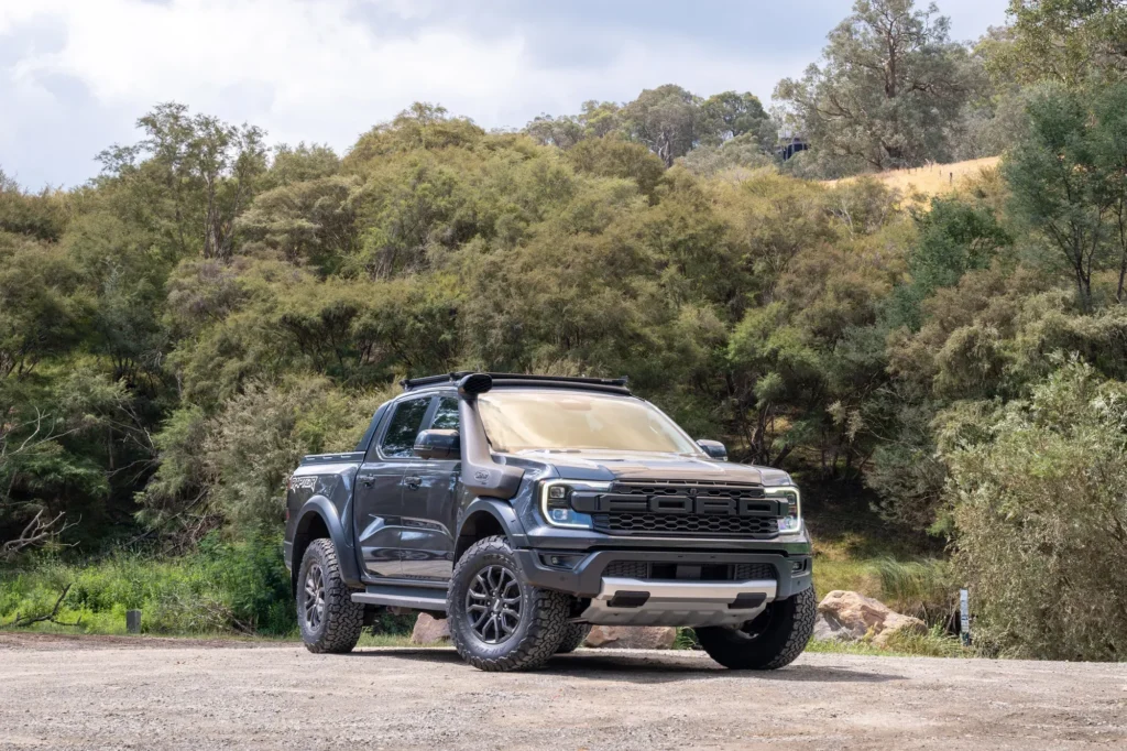 ford-ranger-raptor--safari-snorkel