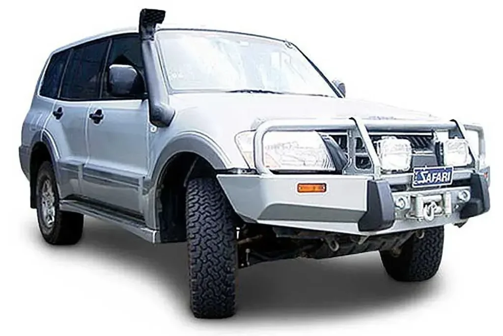 safari-snorkel-mitsubishi-pajero