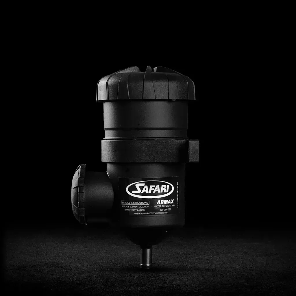 Safari ARMAX oil separator SOSVDJ70 for Toyota 70 Series, designed to reduce intake carbon build-up and improve engine cleanliness.