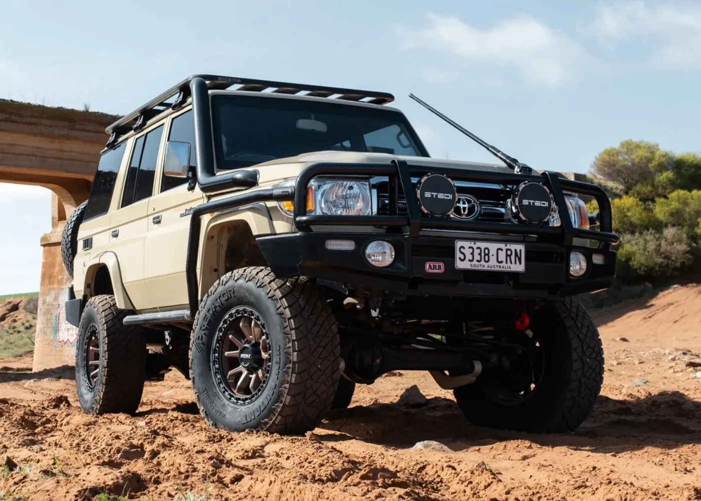 Tough Dog Remote Reservoir Suspension LandCruiser 76 Series