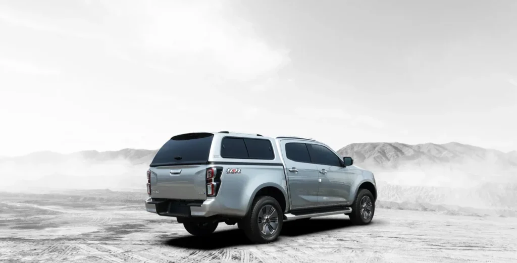 SR5 canopy with sliding windows on new Isuzu D-Max 2021+