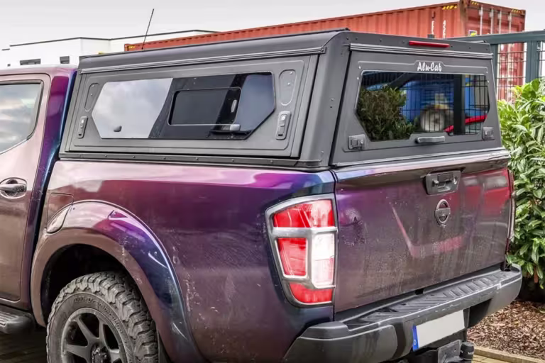 Contour canopy fitted to Nissan Navara NP300 2016–2020 front view
