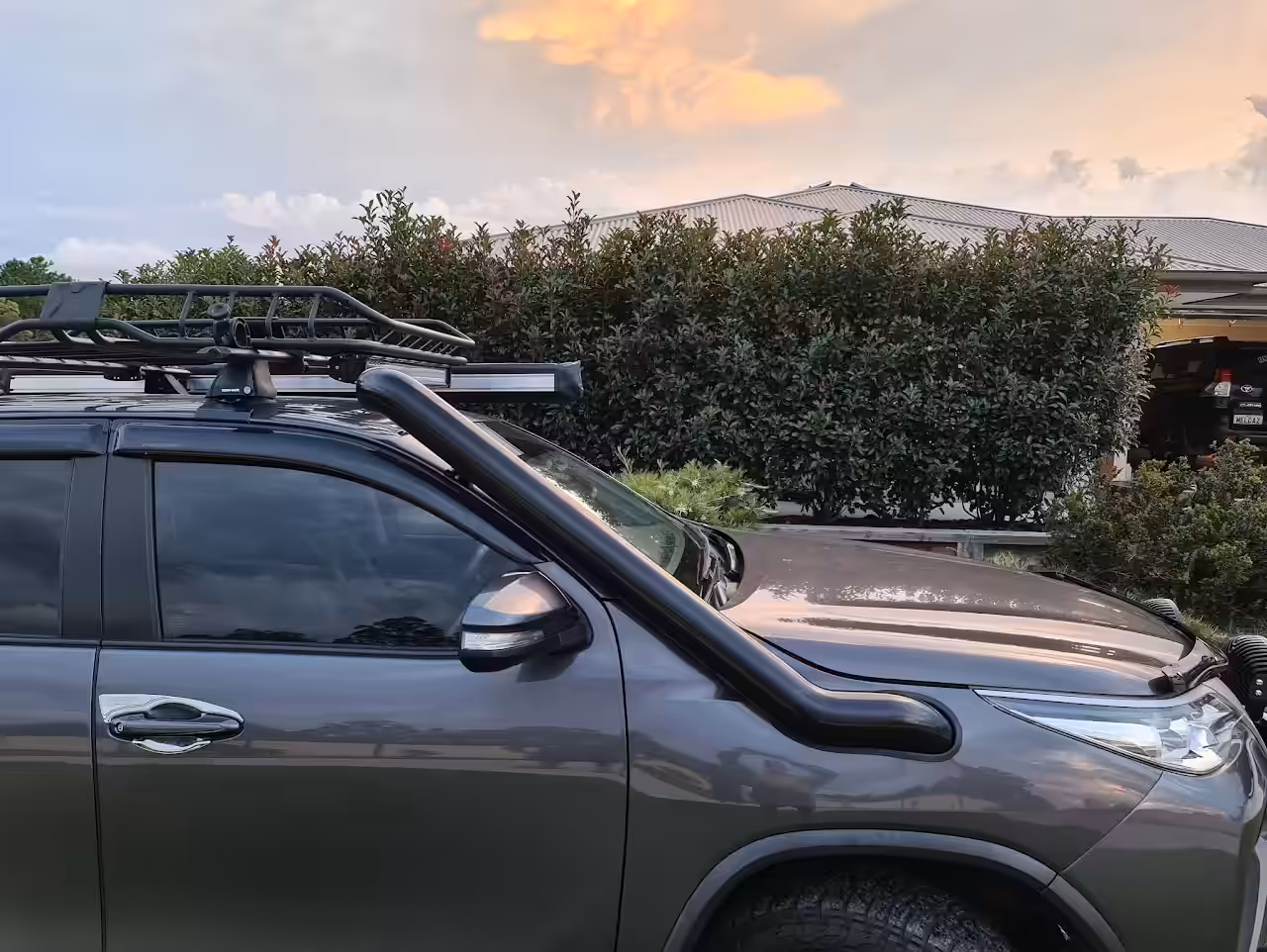 Mondexpl Tanami stainless steel snorkel Toyota Fortuner satin black